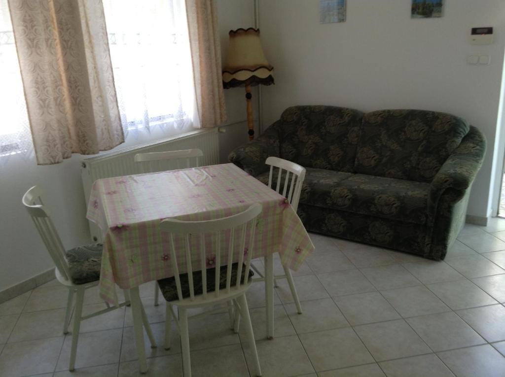 Alom Haz Apartment Zalakaros Bagian luar foto